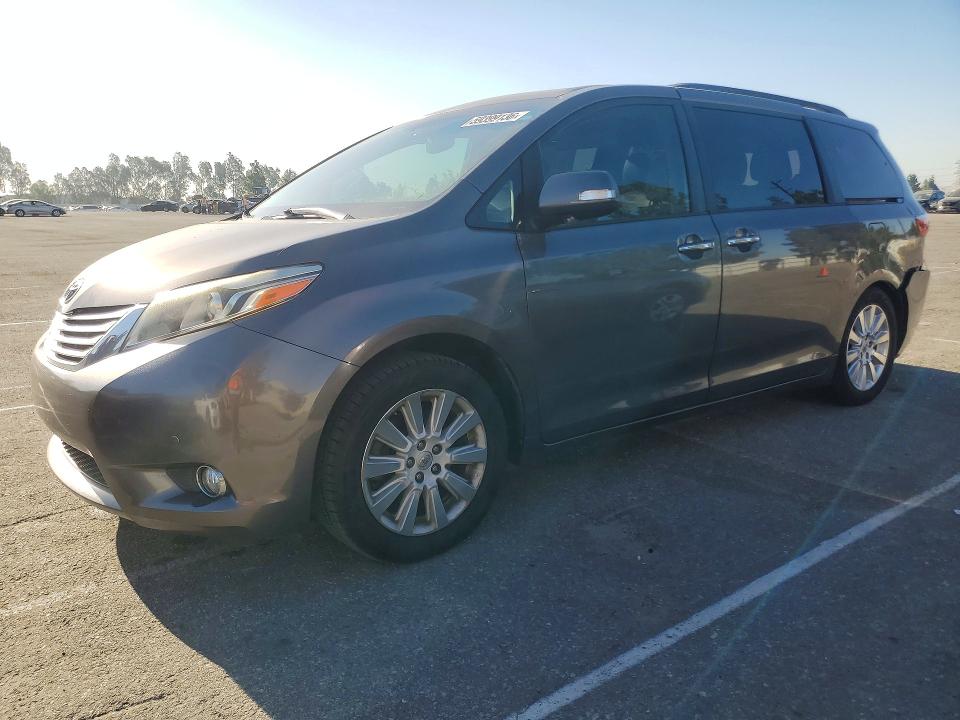 Auction sale of the 2015 Toyota Sienna, vin: 5TDYK3DC5FS682396, lot number: 59399136