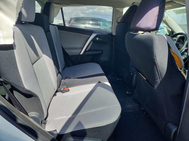 61715116 :رقم المزاد ، JTMWFREV5JJ742844 vin ، 2018 Toyota Rav4 مزاد بيع