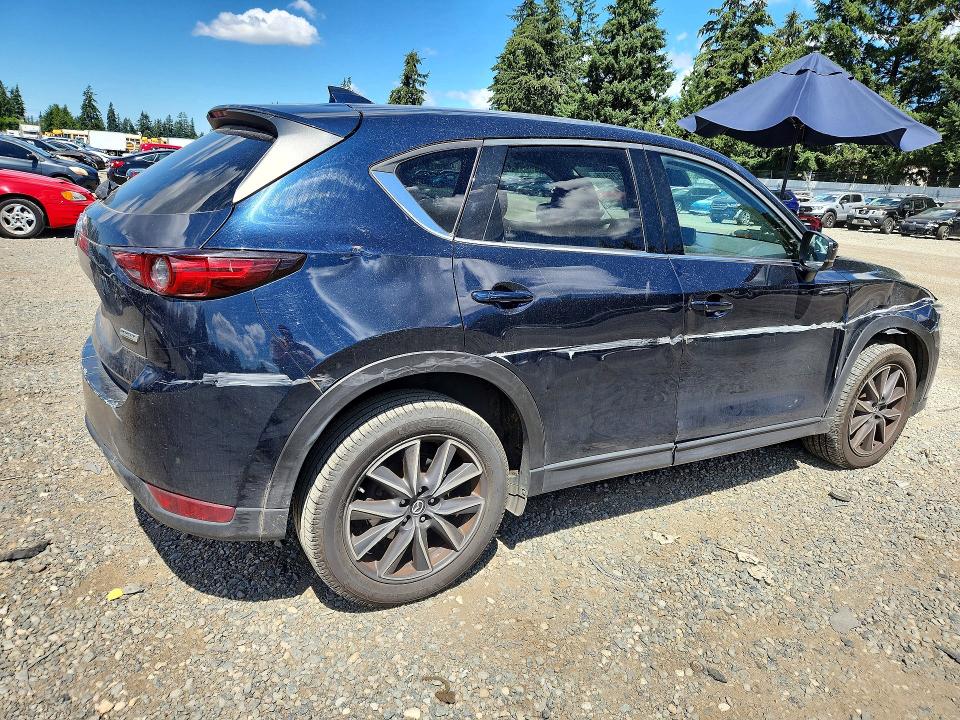62526976 :رقم المزاد ، JM3KFBDL8H0122440 vin ، 2017 Mazda Cx-5 مزاد بيع
