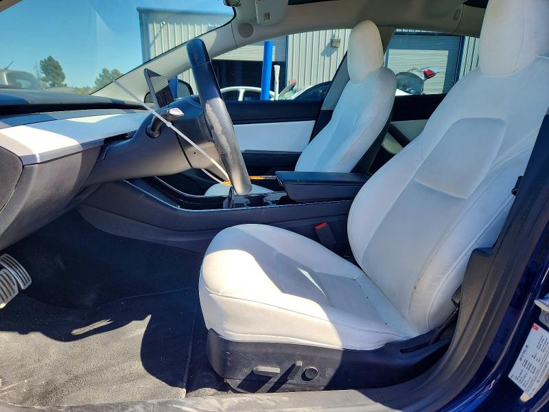 Продажа на аукционе авто 2018 Tesla Model 3, vin: 5YJ3E1EBXJF080716, номер лота: 62996336