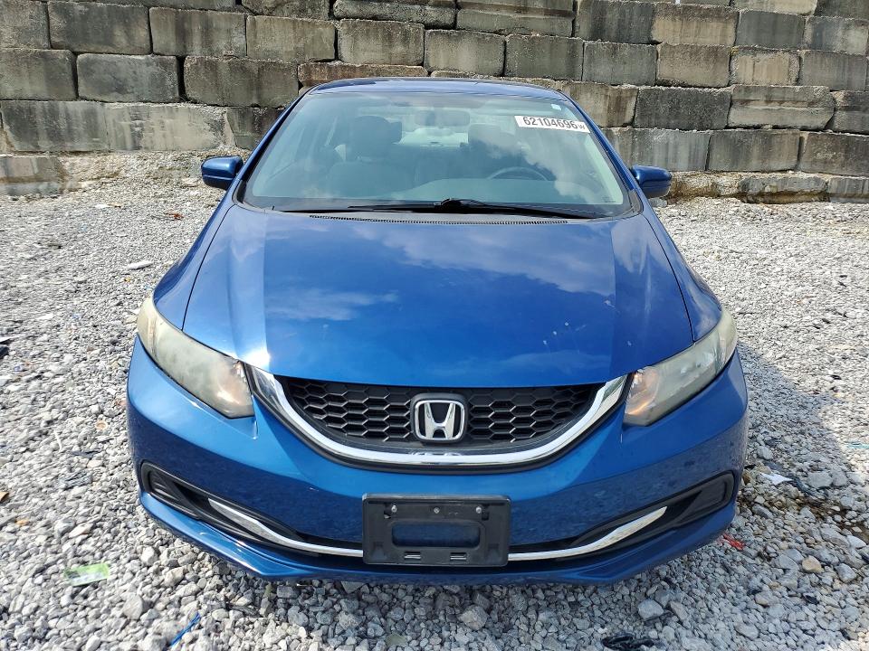 62104696 :رقم المزاد ، 19XFB2F57FE039784 vin ، 2015 Honda Civic مزاد بيع