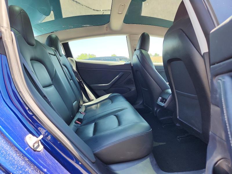 Продажа на аукционе авто 2019 Tesla Model 3, vin: 5YJ3E1EA7KF421255, номер лота: 61892416