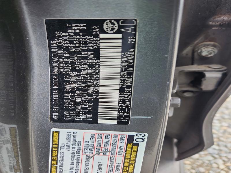 61053526 :رقم المزاد ، 2T1KR32E75C494251 vin ، 2005 Toyota Corolla Matrix مزاد بيع