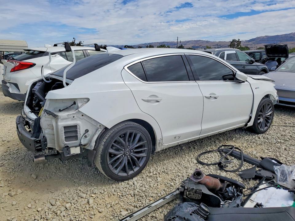 61948686 :رقم المزاد ، 19UDE2F86MA004258 vin ، 2021 Acura Ilx مزاد بيع
