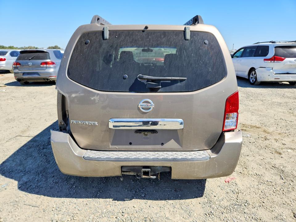 60276056 :رقم المزاد ، 5N1AR18U17C610078 vin ، 2007 Nissan Pathfinder مزاد بيع