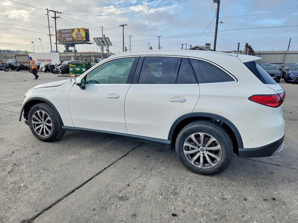 61933636 :رقم المزاد ، W1NKM4HB1RF171546 vin ، 2024 Mercedes-benz Glc مزاد بيع