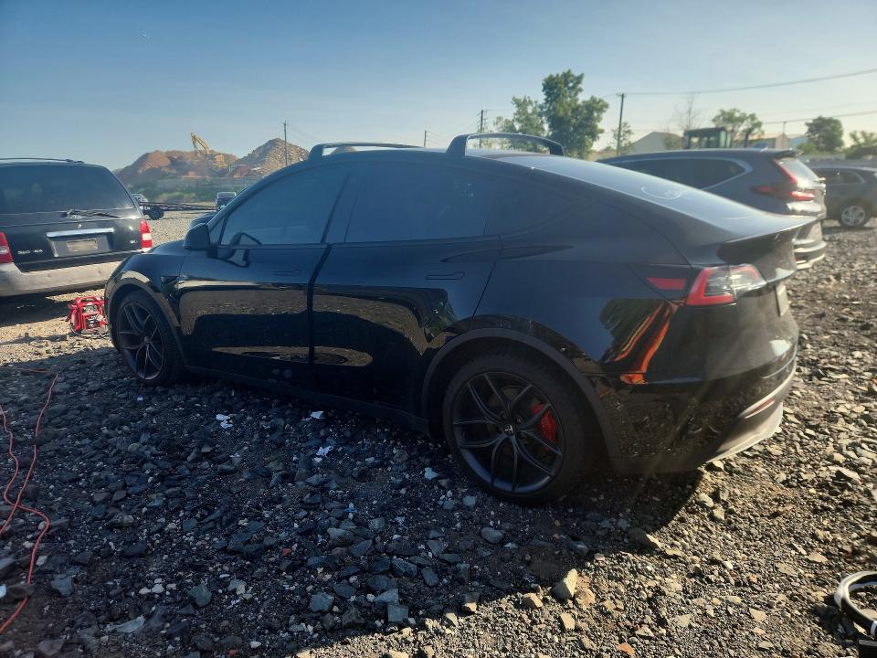 61110286 :رقم المزاد ، 5YJYGDEF2MF121638 vin ، 2021 Tesla Model Y مزاد بيع
