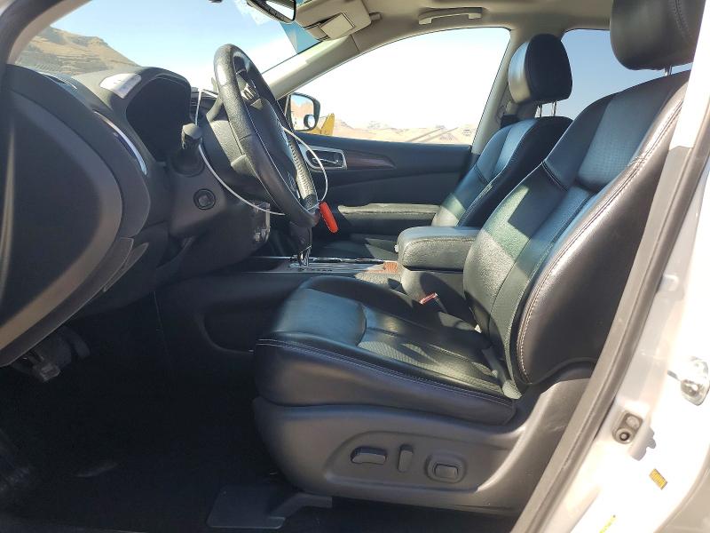 60211046 :رقم المزاد ، 5N1DR2MN4JC638062 vin ، 2018 Nissan Pathfinder مزاد بيع