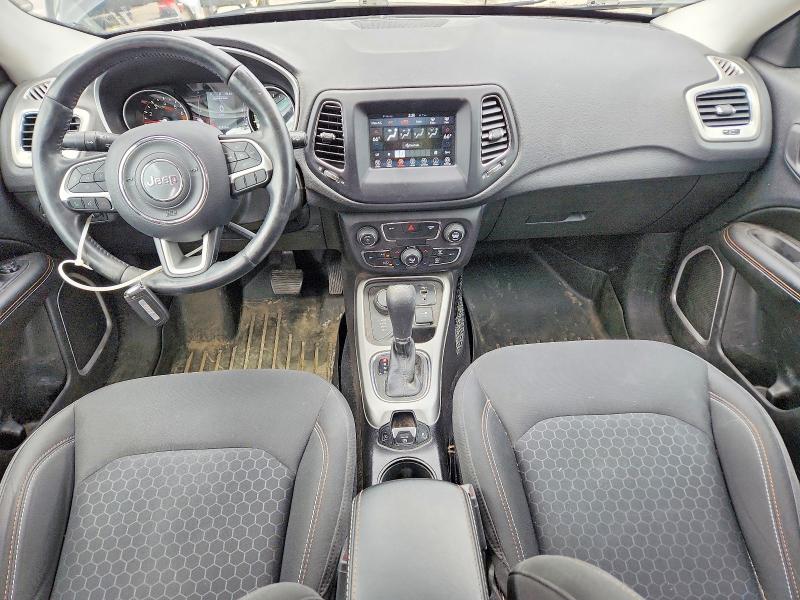 61851956 :رقم المزاد ، 3C4NJDAB2KT703664 vin ، 2019 Jeep Compass مزاد بيع
