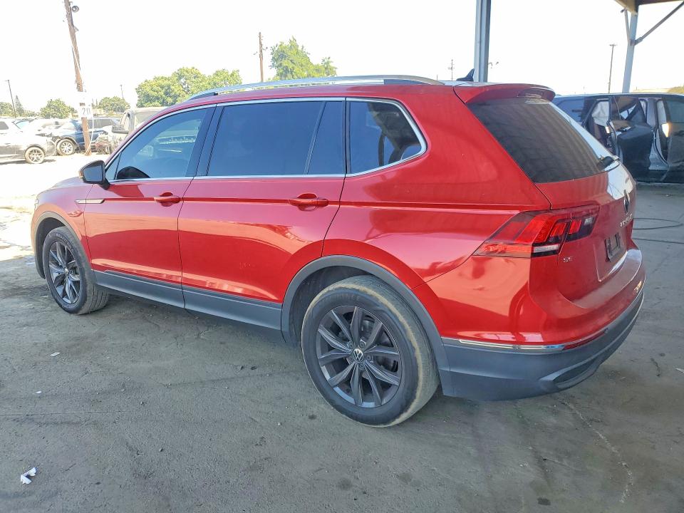 Продажа на аукционе авто 2022 Volkswagen Tiguan, vin: 3VV3B7AX7NM033658, номер лота: 63388516