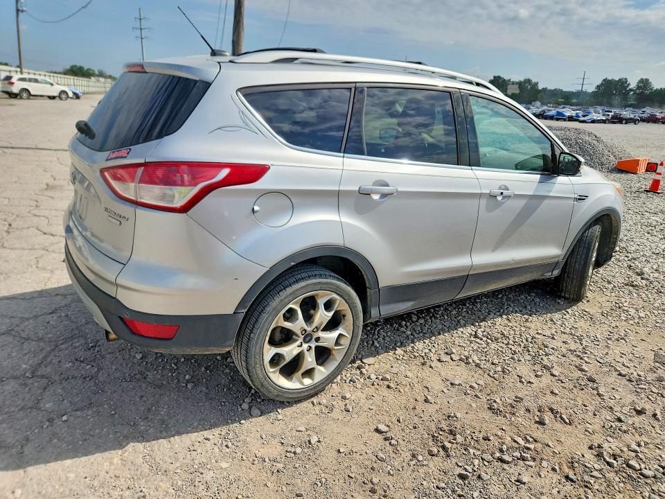 Продажа на аукционе авто 2013 Ford Escape, vin: 1FMCU9J93DUA57984, номер лота: 59862576