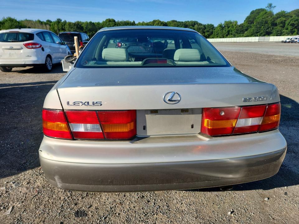1999 Lexus Es მანქანა იყიდება აუქციონზე, vin: JT8BF28G4X5057771, აუქციონის ნომერი: 61194476