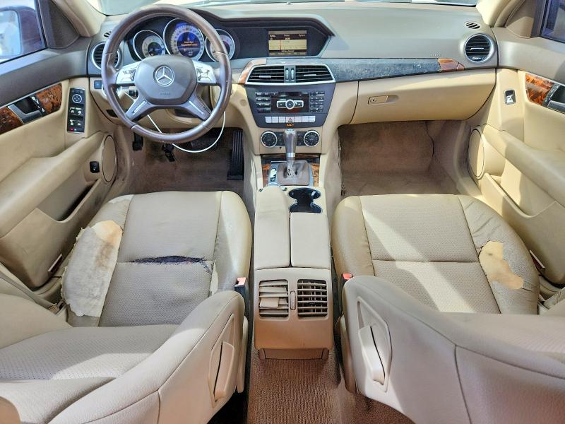 Продаж на аукціоні авто 2013 Mercedes-benz C, vin: WDDGF4HB3DR270535, номер лоту: 63503636