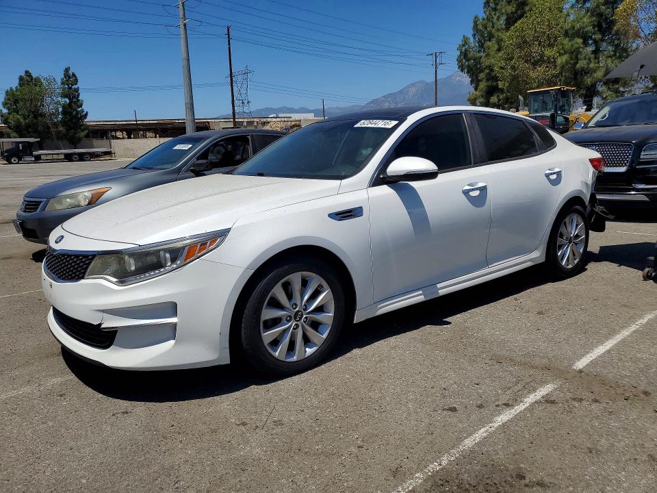 Продаж на аукціоні авто 2016 Kia Optima, vin: 5XXGU4L36GG067498, номер лоту: 62844716