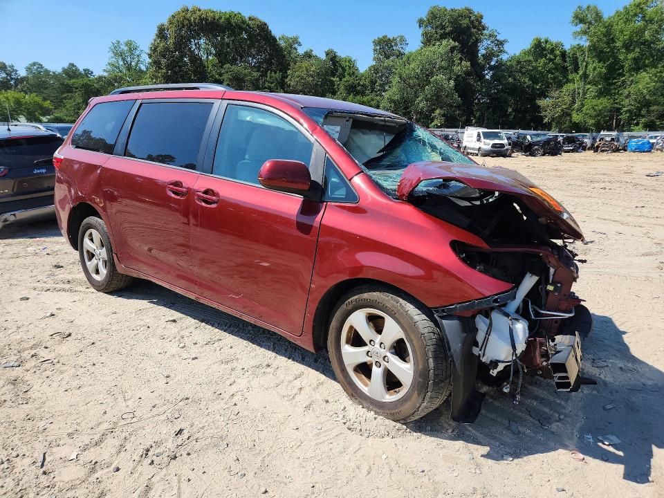 Продаж на аукціоні авто 2015 Toyota Sienna, vin: 5TDKK3DC5FS618560, номер лоту: 60643666