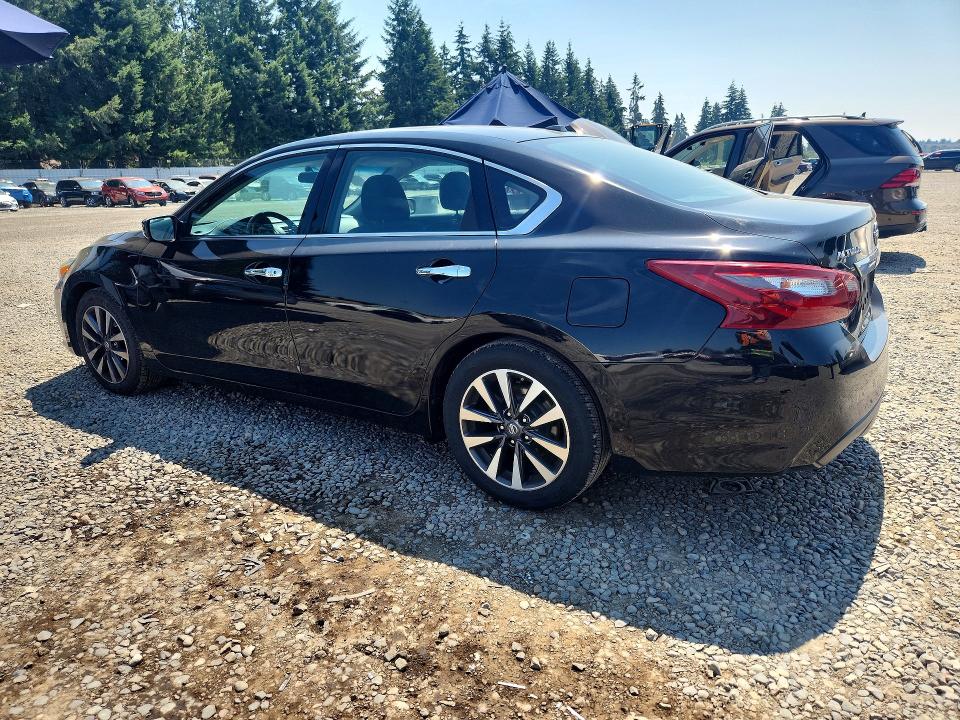 Продаж на аукціоні авто 2018 Nissan Altima, vin: 1N4AL3AP3JC162767, номер лоту: 61550616