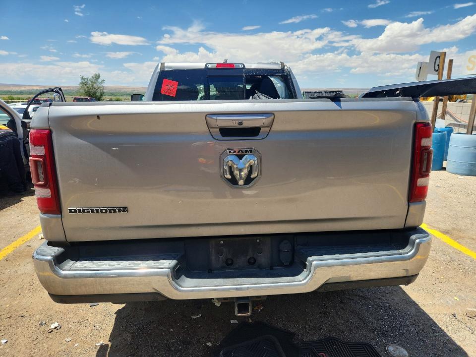 63240216 :رقم المزاد ، 1C6RREBG7NN168062 vin ، 2022 Ram 1500 مزاد بيع