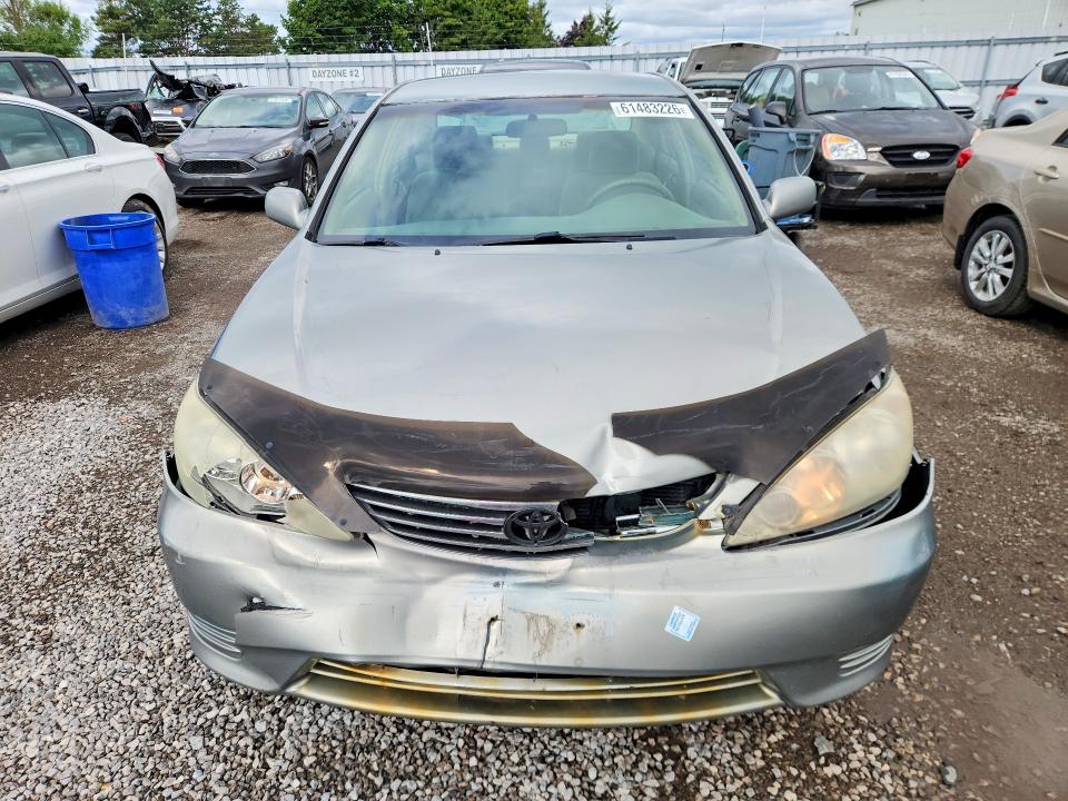 2005 Toyota Camry მანქანა იყიდება აუქციონზე, vin: 4T1BF32K15U605860, აუქციონის ნომერი: 61483226