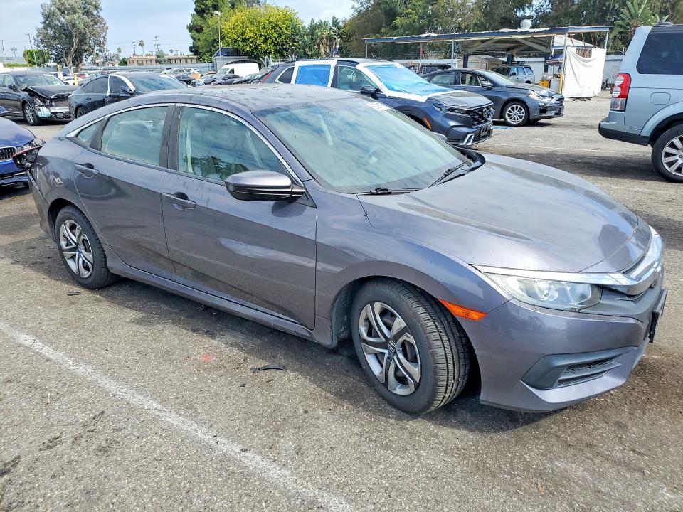 Продажа на аукционе авто 2018 Honda Civic, vin: 2HGFC2F55JH602665, номер лота: 62091076
