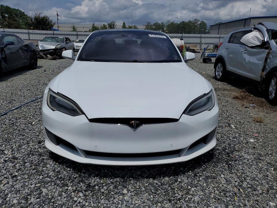 2016 Tesla Model S მანქანა იყიდება აუქციონზე, vin: 5YJSA1E28GF149807, აუქციონის ნომერი: 61364476