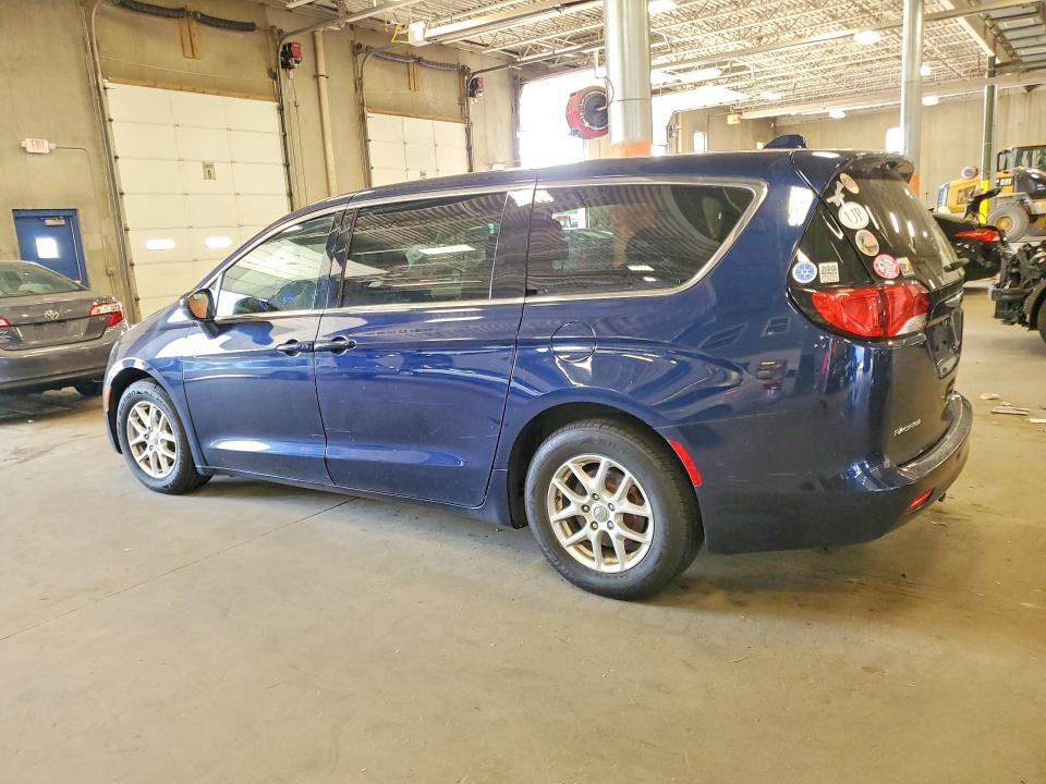 60389006 :رقم المزاد ، 2C4RC1DG8HR522212 vin ، 2017 Chrysler Pacifica مزاد بيع