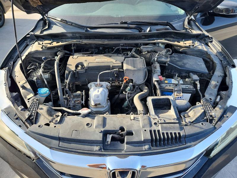 62991456 :رقم المزاد ، 1HGCR2F7XHA053301 vin ، 2017 Honda Accord مزاد بيع