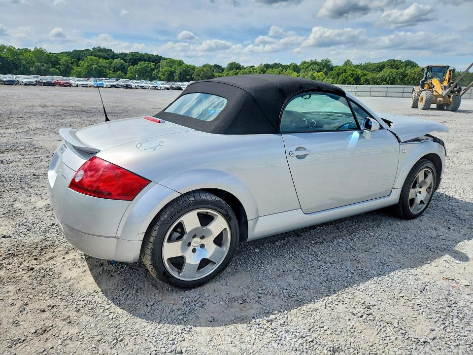 2001 Audi Tt მანქანა იყიდება აუქციონზე, vin: TRUUT28NX11034176, აუქციონის ნომერი: 62216456