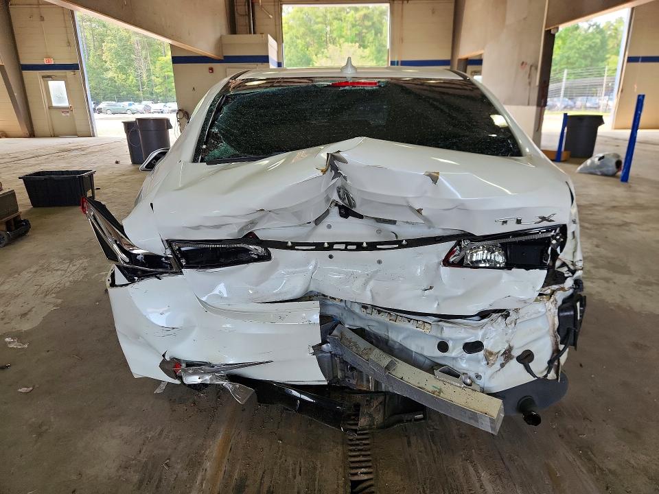 60953016 :رقم المزاد ، 19UUB2F5XJA012759 vin ، 2018 Acura Tlx مزاد بيع