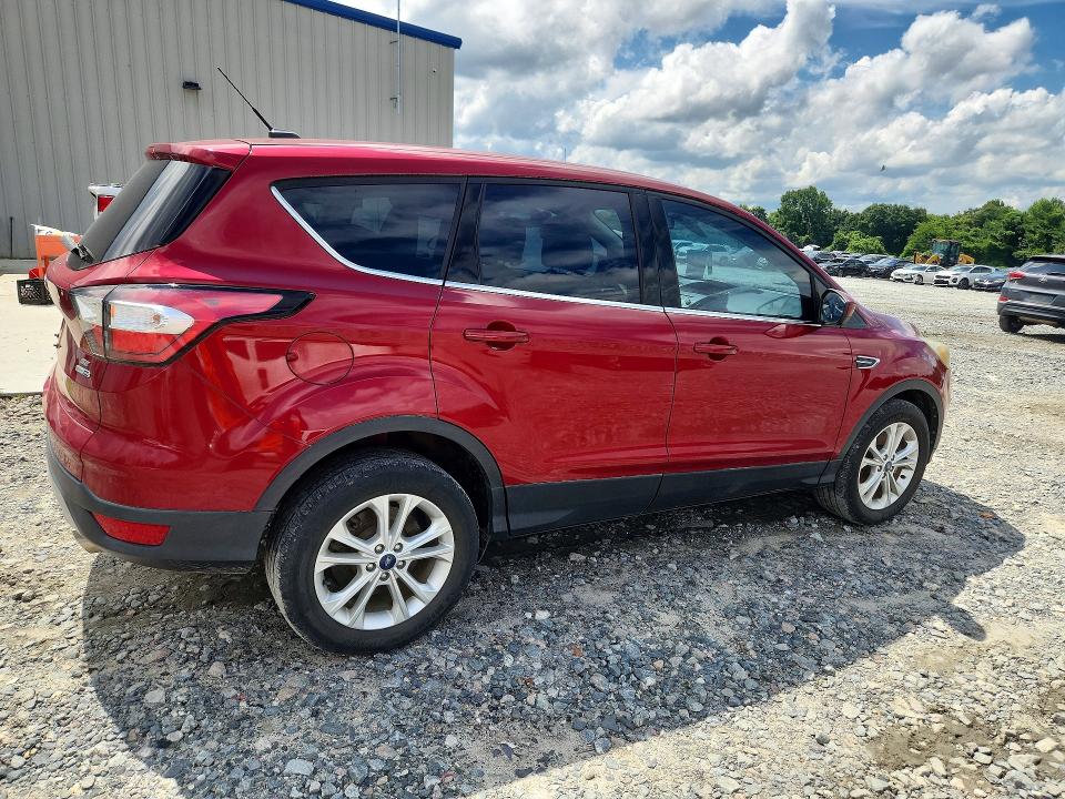 2017 Ford Escape მანქანა იყიდება აუქციონზე, vin: 1FMCU9GD4HUC66457, აუქციონის ნომერი: 60702836