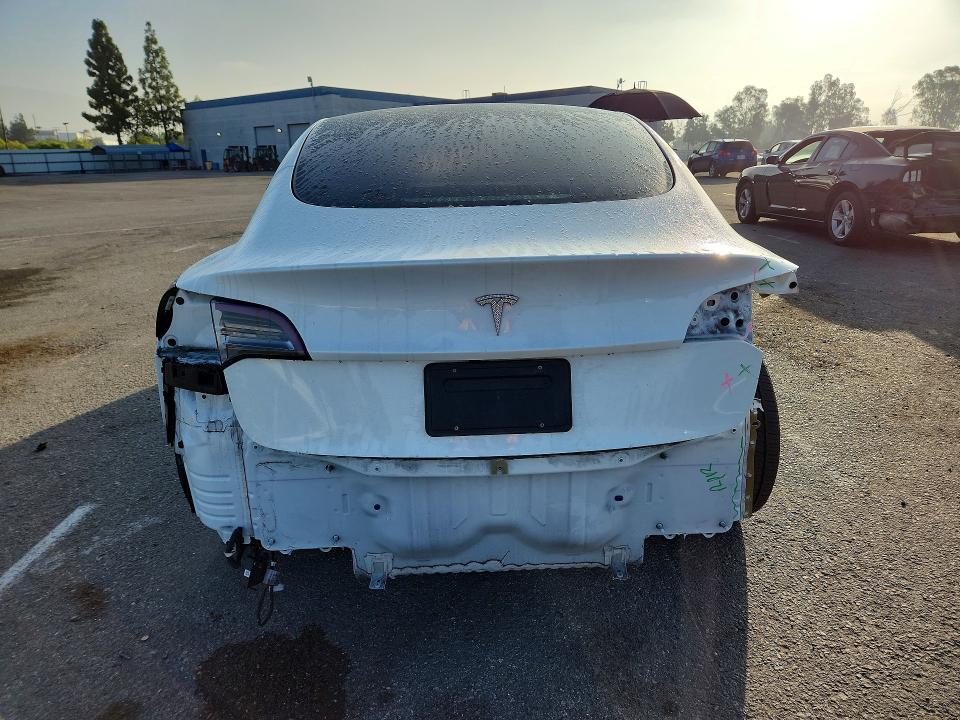 61957456 :رقم المزاد ، 5YJ3E1EA7NF124510 vin ، 2022 Tesla Model 3 مزاد بيع