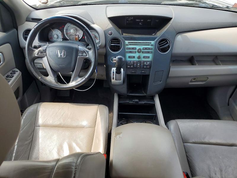 63361306 :رقم المزاد ، 5FNYF4H57BB075937 vin ، 2011 Honda Pilot مزاد بيع