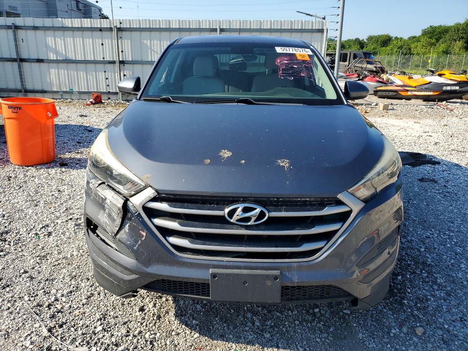 59778576 :رقم المزاد ، KM8J23A46HU552281 vin ، 2017 Hyundai Tucson مزاد بيع