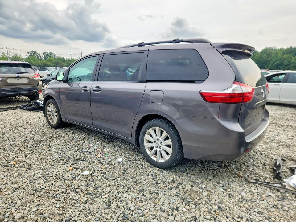 Продаж на аукціоні авто 2015 Toyota Sienna, vin: 5TDJK3DCXFS102058, номер лоту: 62389306
