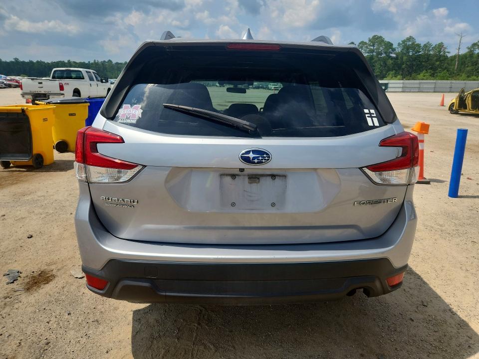 2020 Subaru Forester მანქანა იყიდება აუქციონზე, vin: JF2SKAGC3LH561907, აუქციონის ნომერი: 62679826