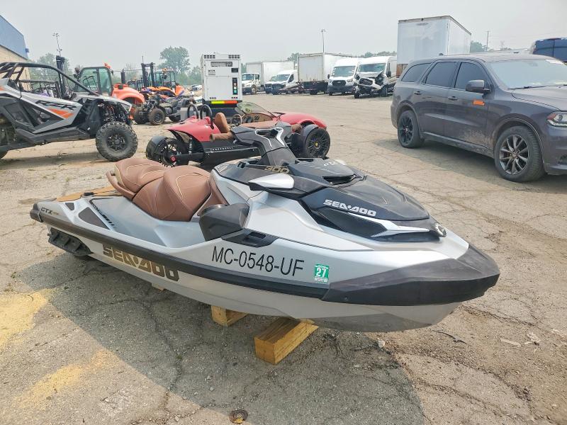 61566076 :رقم المزاد ، YDV08149A818 vin ، 2018 Sea Doo Sea Doo Gt مزاد بيع
