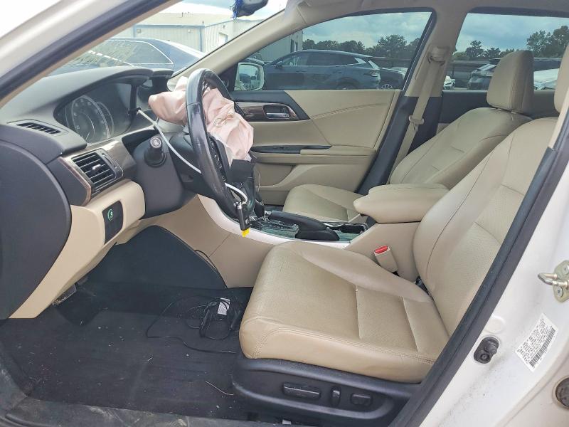 Продажа на аукционе авто 2017 Honda Accord, vin: 1HGCR2F80HA154128, номер лота: 61054376