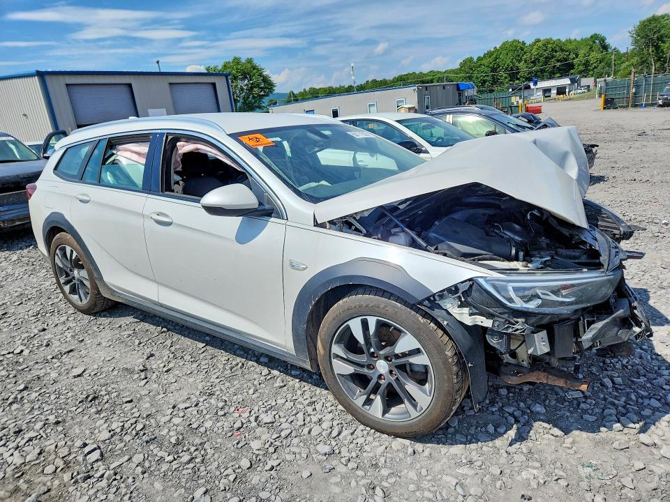 Продажа на аукционе авто 2018 Buick Regal Tourx, vin: W04GU8SX4J1128372, номер лота: 60171536