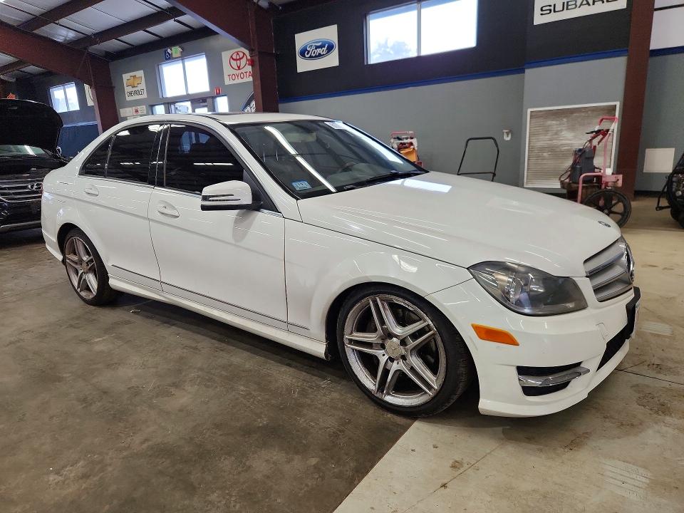 Aukcja sprzedaży 2013 Mercedes-benz C, vin: WDDGF8AB7DR279496, numer aukcji: 61775226