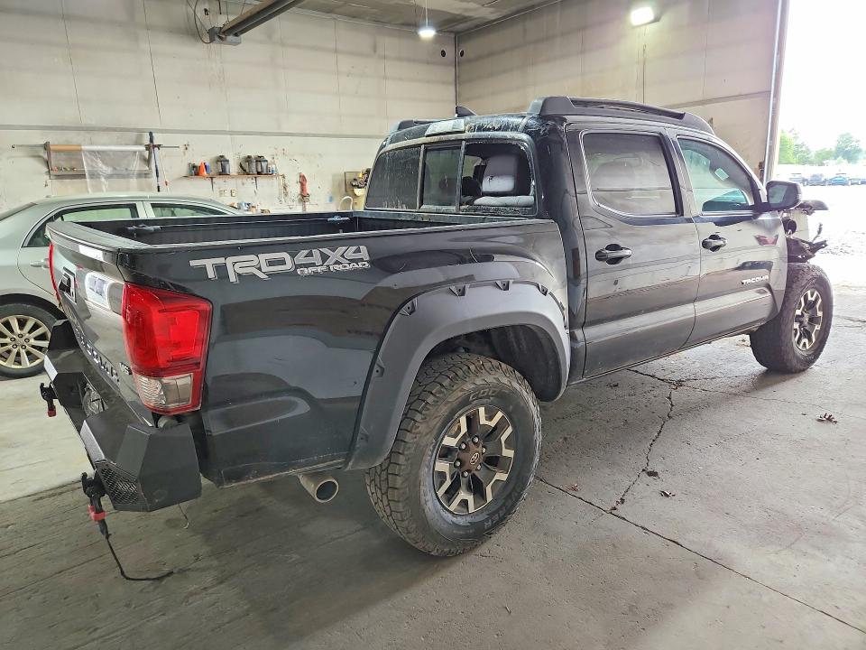 60415396 :رقم المزاد ، 5TFCZ5AN4GX009876 vin ، 2016 Toyota Tacoma مزاد بيع