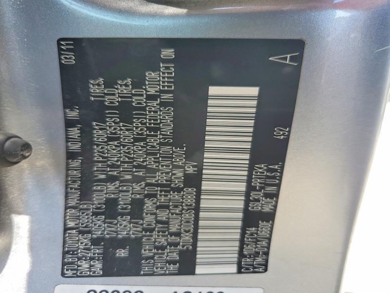 60839266 :رقم المزاد ، 5TDKK3DC0BS138808 vin ، 2011 Toyota Sienna مزاد بيع