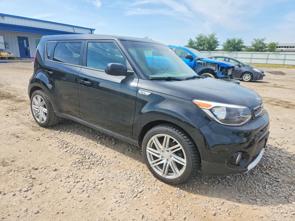 Продажа на аукционе авто 2017 Kia Soul, vin: KNDJP3A59H7463835, номер лота: 63541296