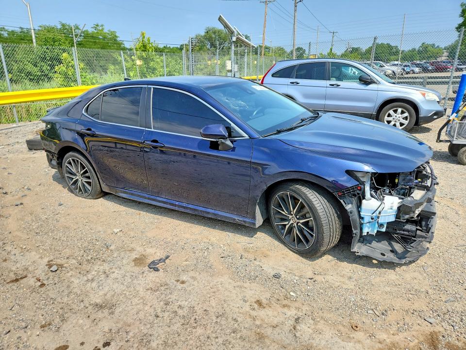 Продаж на аукціоні авто 2022 Toyota Camry, vin: 4T1G11AK6NU714146, номер лоту: 61306626
