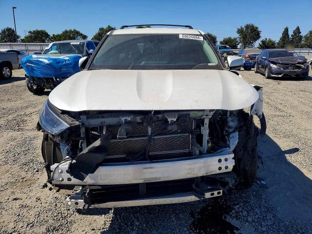 Продажа на аукционе авто 2023 Toyota Highlander, vin: 5TDBBRCH4PS133960, номер лота: 60826686