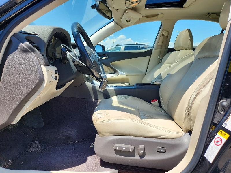 59739906 :رقم المزاد ، JTHCF5C23A5041957 vin ، 2010 Lexus Is مزاد بيع