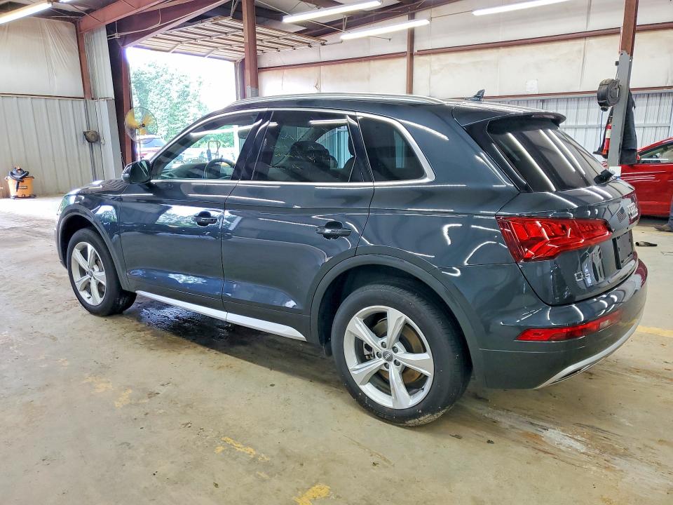 60931446 :رقم المزاد ، WA1BNAFY5L2000866 vin ، 2020 Audi Q5 مزاد بيع