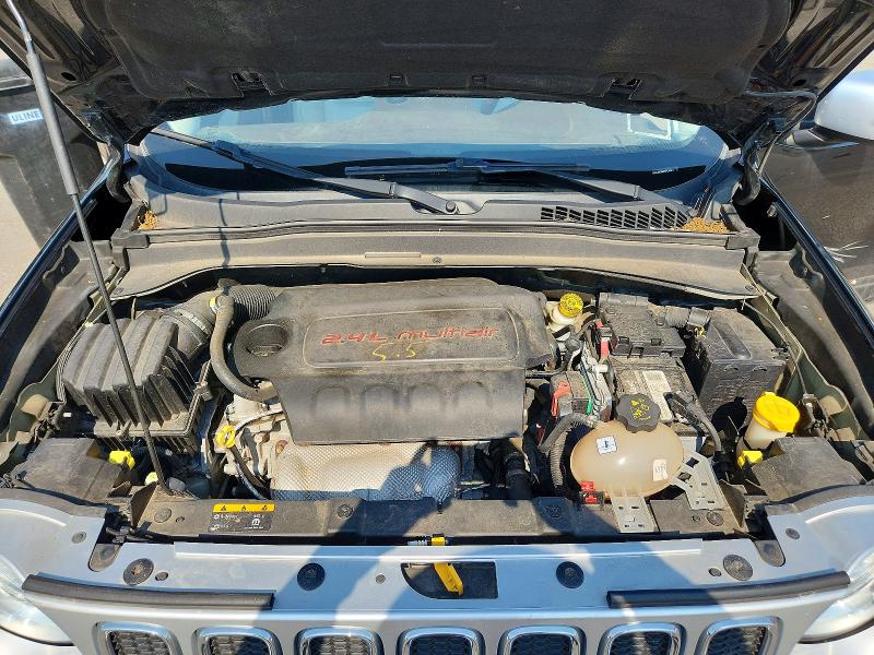 59364406 :رقم المزاد ، ZACCJBDB6HPE43289 vin ، 2017 Jeep Renegade مزاد بيع