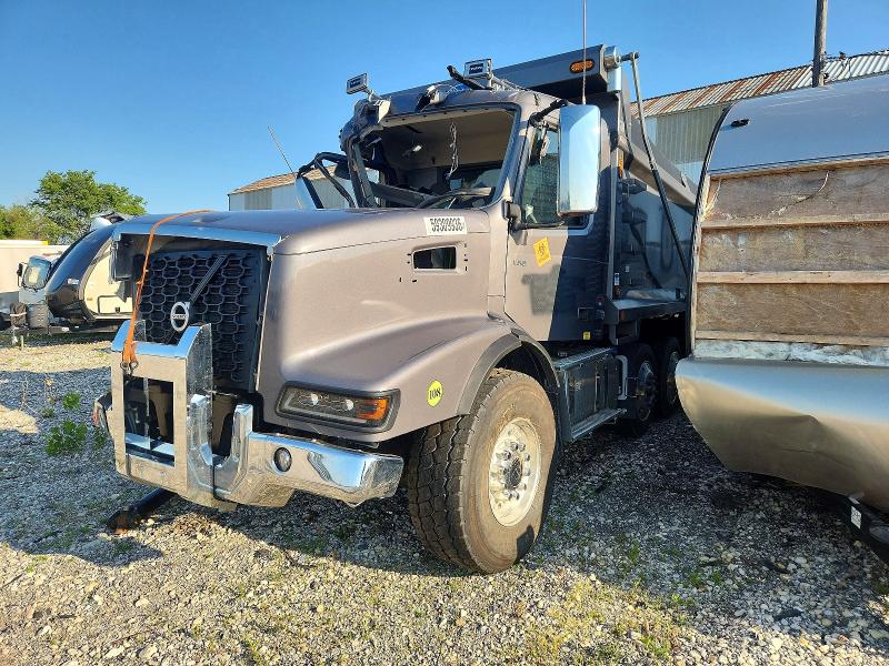 Aukcja sprzedaży 2025 Volvo Vhd, vin: 4V5KJ9EH5SN685353, numer aukcji: 59309936