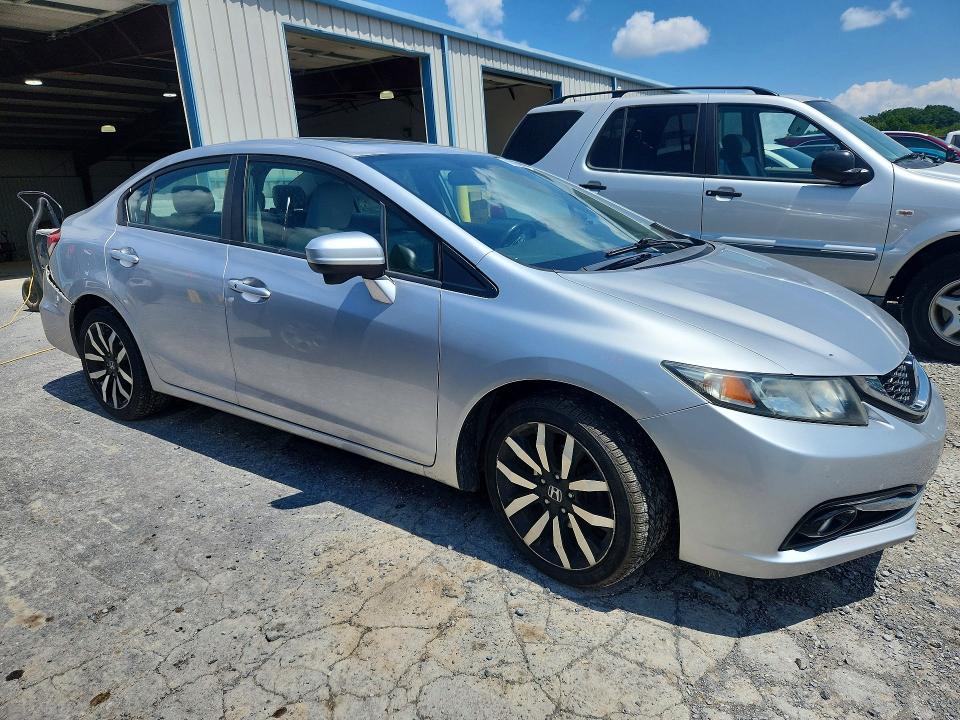 63176616 :رقم المزاد ، 19XFB2F98FE229516 vin ، 2015 Honda Civic مزاد بيع