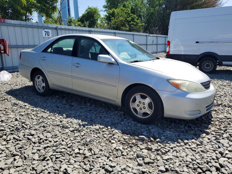 2003 Toyota Camry მანქანა იყიდება აუქციონზე, vin: 4T1BF32K03U547107, აუქციონის ნომერი: 61870376