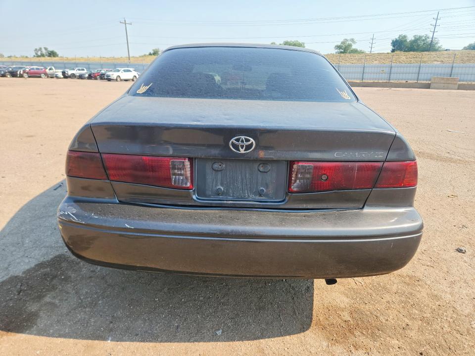 59537856 :رقم المزاد ، 4T1BG22K7YU968661 vin ، 2000 Toyota Camry مزاد بيع